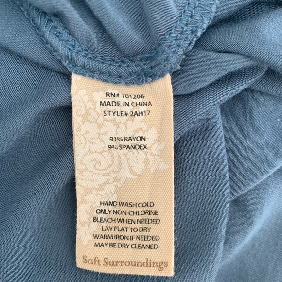 Soft Surroundings Blue Lattice Tee Size Large - Picture 5 of 5